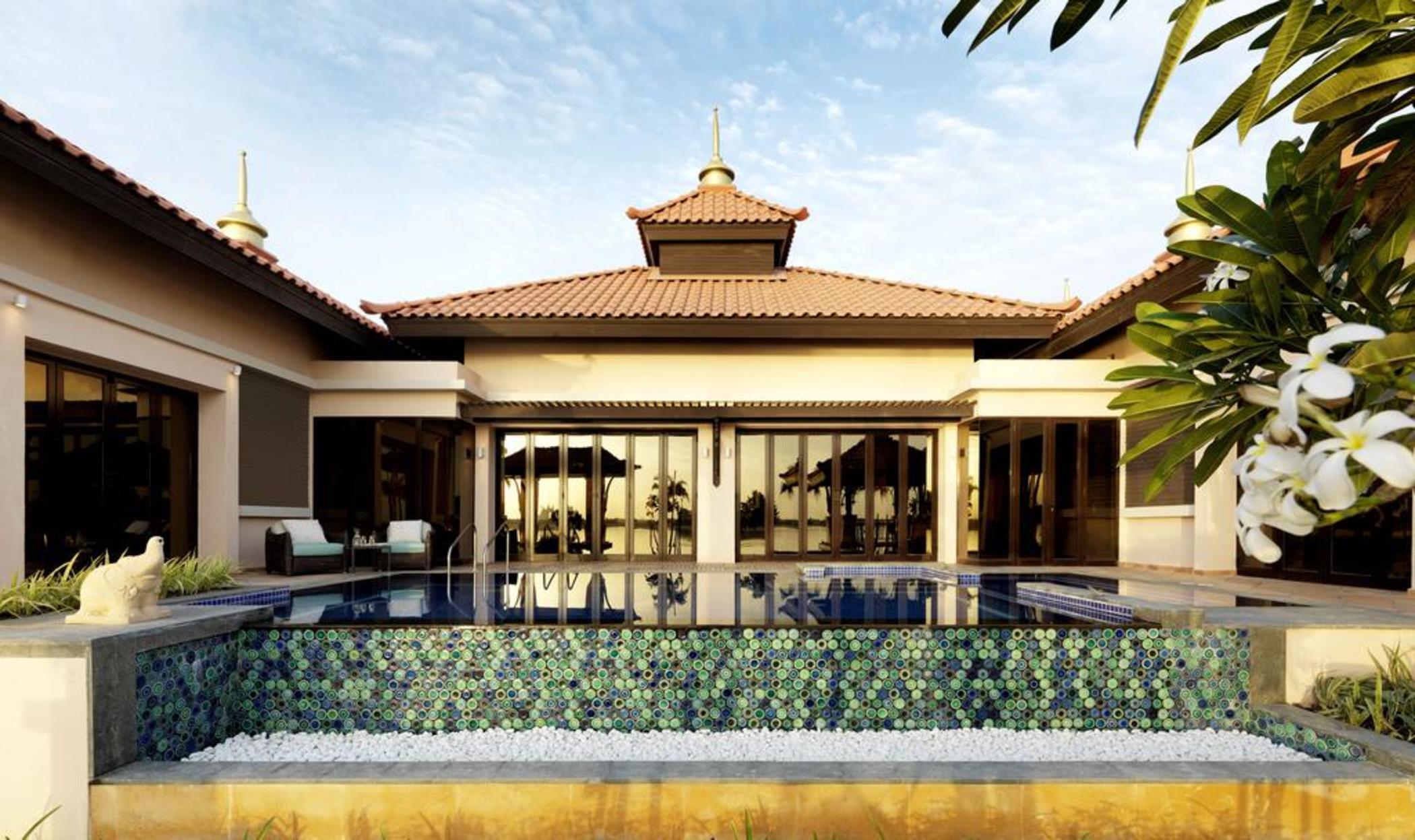 Anantara The Palm Dubai Resort Exterior photo